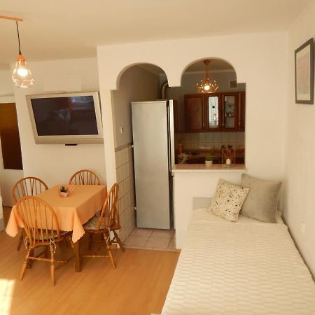 Appartamento Apartament Piastowska Kamienna Gora Esterno foto