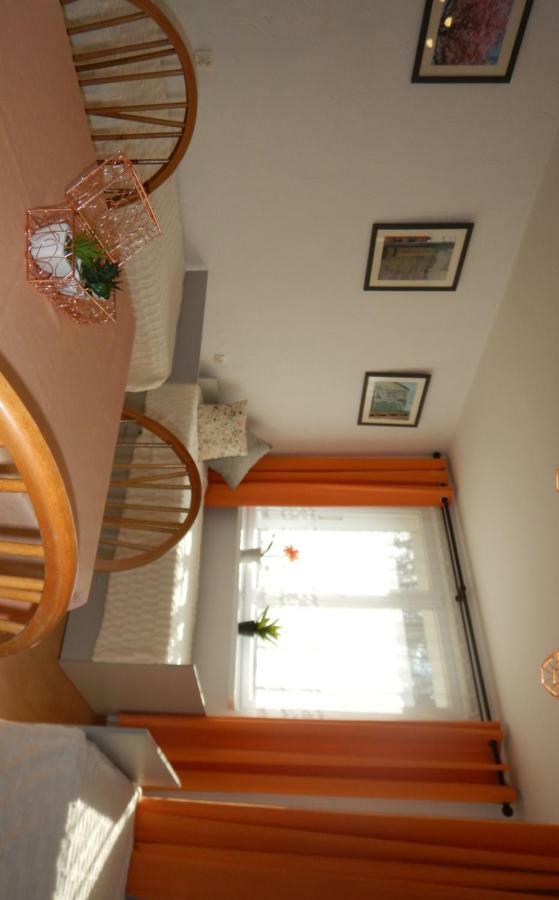 Appartamento Apartament Piastowska Kamienna Gora Esterno foto