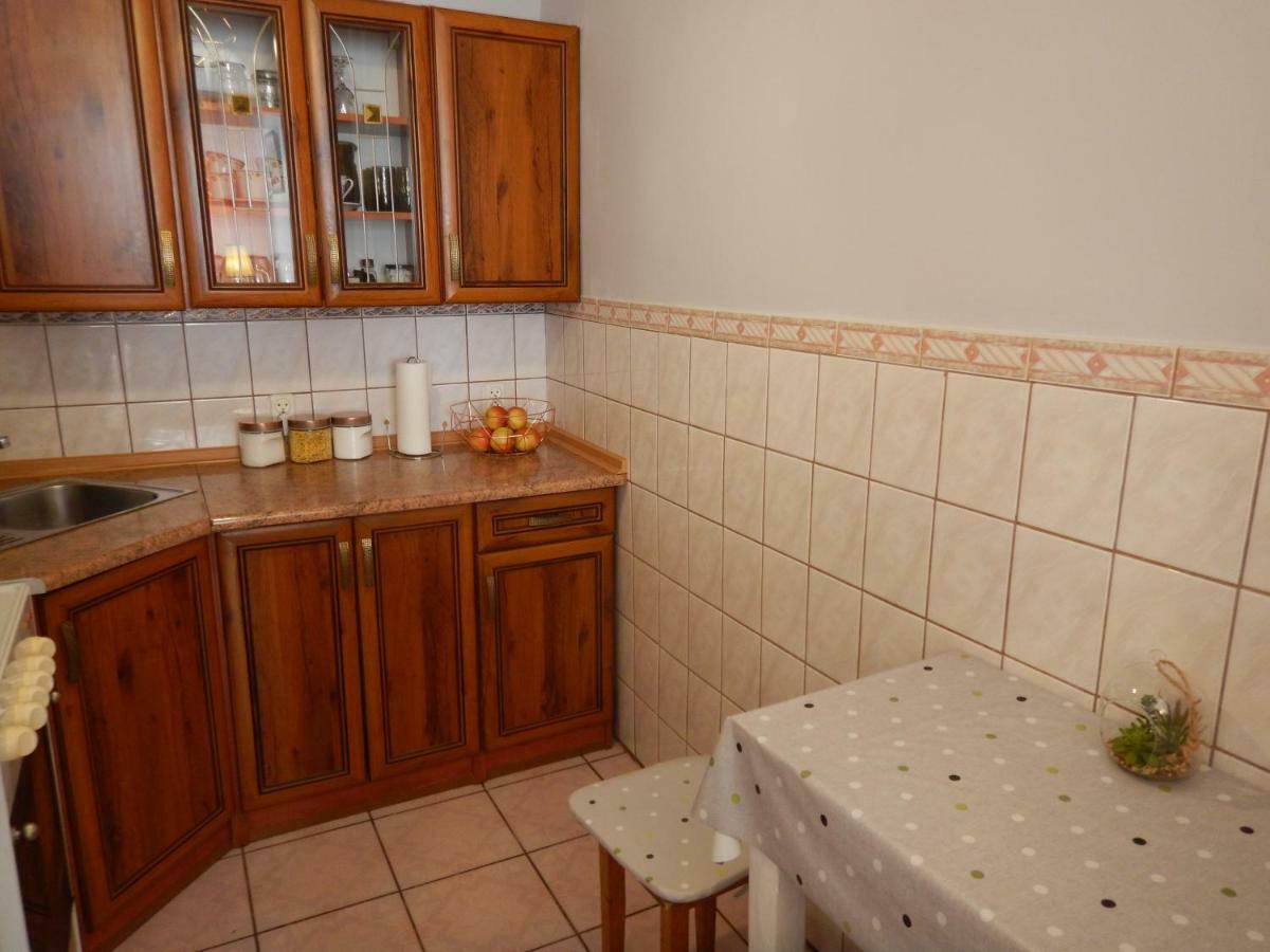 Appartamento Apartament Piastowska Kamienna Gora Esterno foto